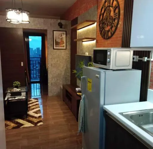 Modern With Stunning Views At A Prime Location - Air * Manila