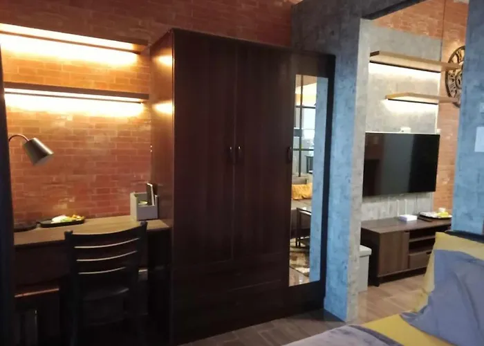 Modern With Stunning Views At A Prime Location - Air * Manila