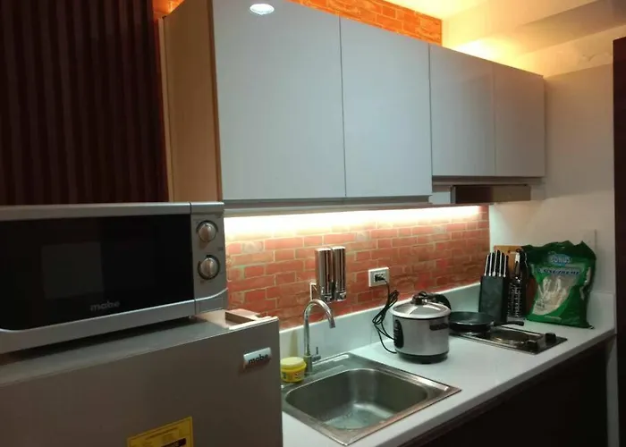 Modern With Stunning Views At A Prime Location - Air Manila